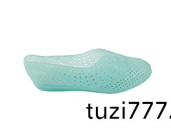 一體洞洞鞵(xie)TPE